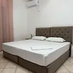 Linda