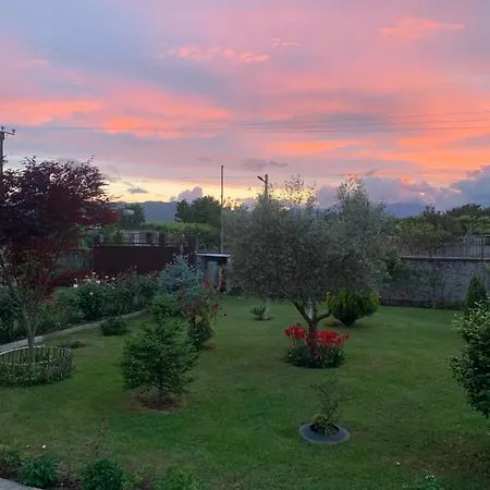 Linda Habitación en casa particular Shkodër