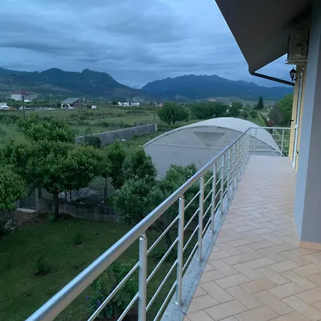 Linda Ubytování v soukromí Shkodër