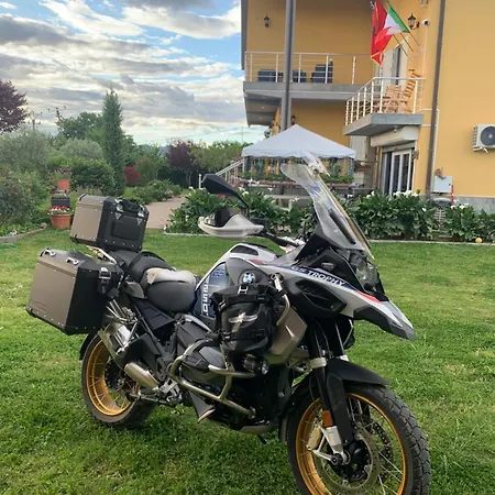 Habitación en casa particular Linda *