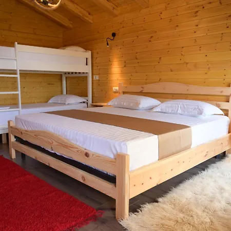 Linda Habitación en casa particular Shkodër