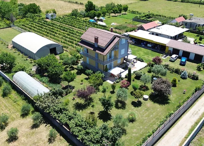 בית אירוח Linda שקודר